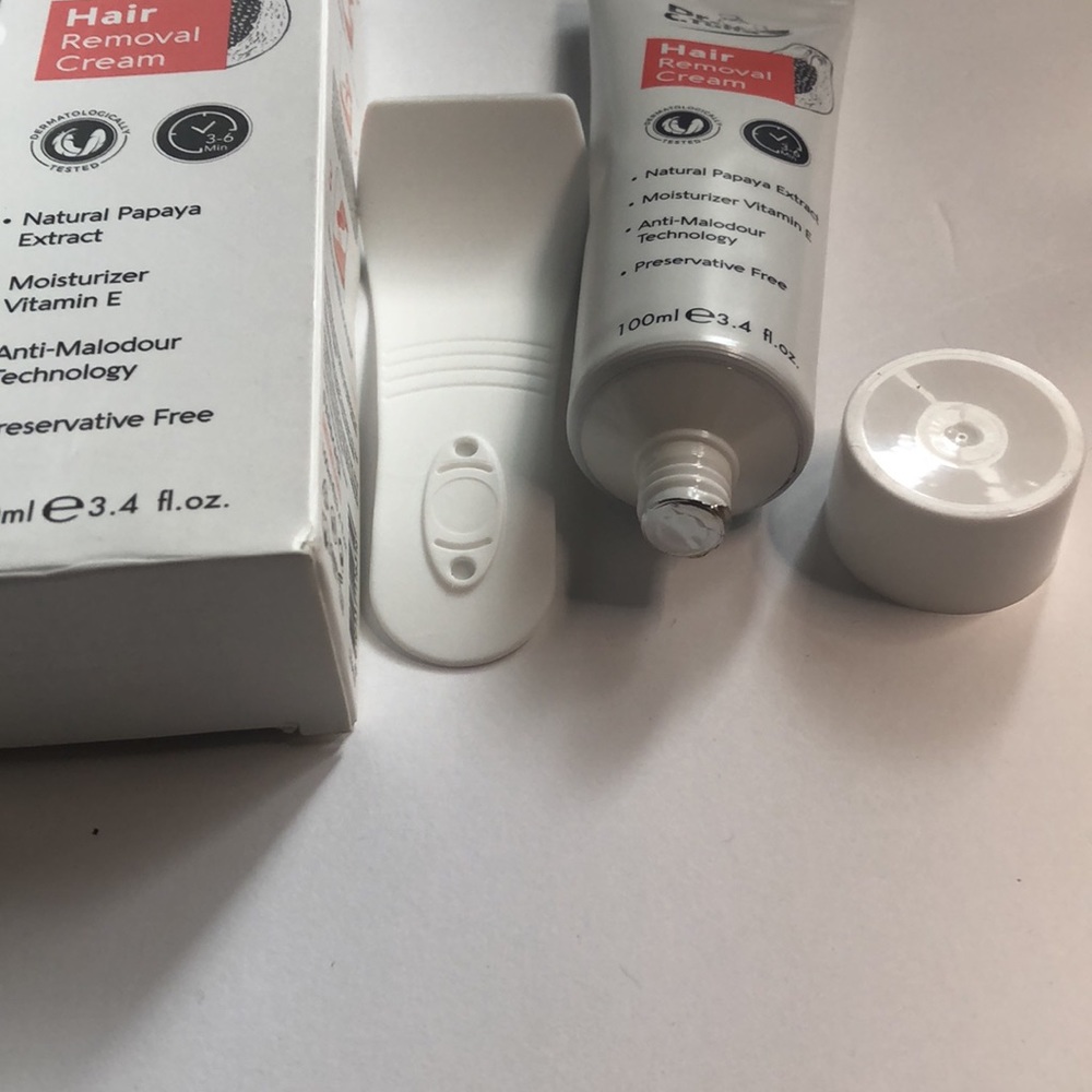 Hair Removal Cream in sealed container. Never used - Picture 4 of 4